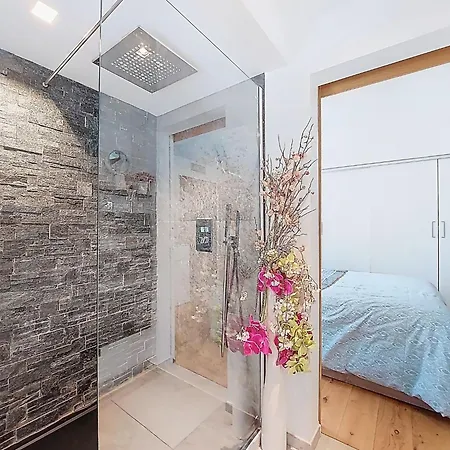 New By Interhome Apartman